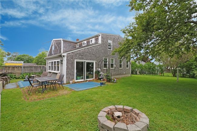 23 Sherman Ln, House other with 6 bedrooms, 3 bathrooms and 6 parking in Middletown RI | Image 4