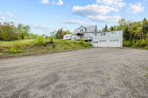 11 Downing Rd, Stewartstown, NH, 03576-4401 | Card Image
