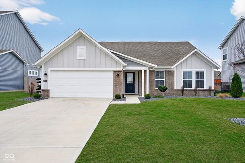 5515 Westpointe Dr, Indianapolis, IN, 46231 | Card Image