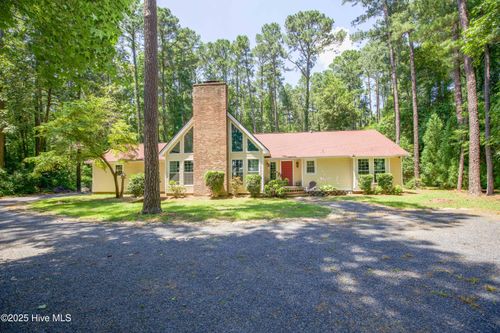 457 Loblolly Dr, Vass, NC, 28394-8216 | Card Image