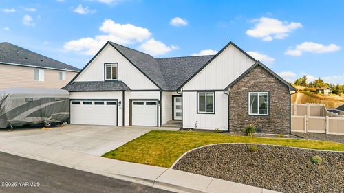 309 N 91st Ave, YAKIMA, WA, 98908-8525 | Card Image