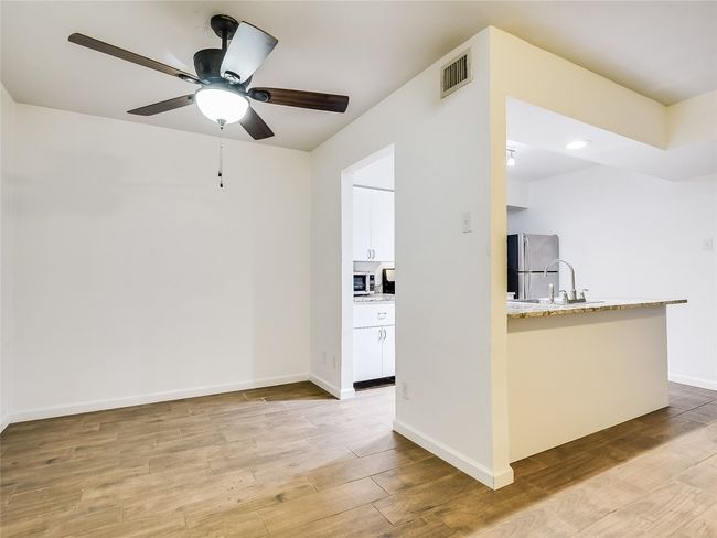 APT-112 - 2303 Side Dr, Condo with 1 bedrooms, 1 bathrooms and 1 parking in Austin TX | Image 6