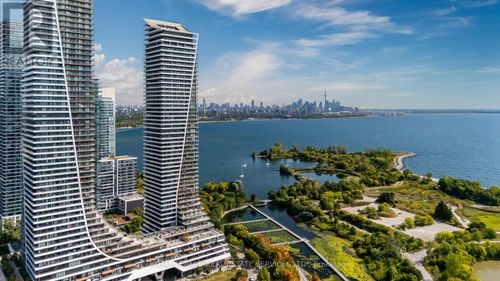 2019-30 Shore Breeze Dr, Etobicoke, ON, M8V0J1 | Card Image