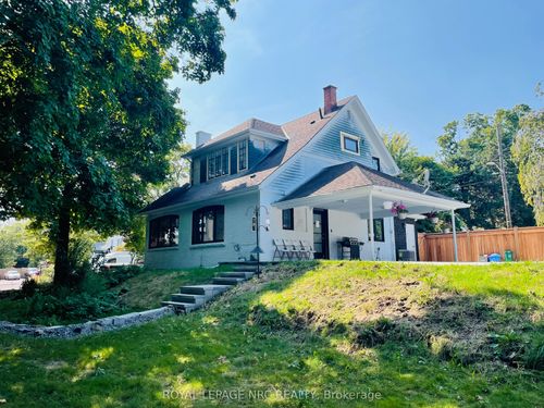 5341 River Rd, Niagara Falls, ON, L2E3G9 | Card Image