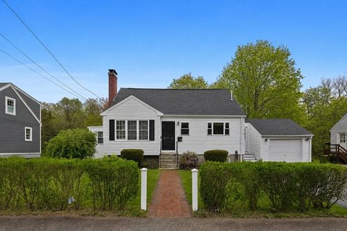 79 Shaw St, Weymouth, MA, 02191-1842 | Card Image