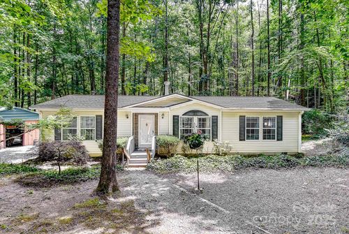 20 Jessica Ln, Barnardsville, NC, 28709-8716 | Card Image