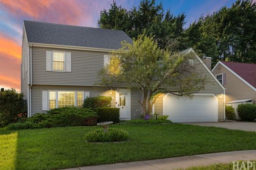 824 Paine Ave, Lindenhurst, IL, 60046-8735 | Card Image