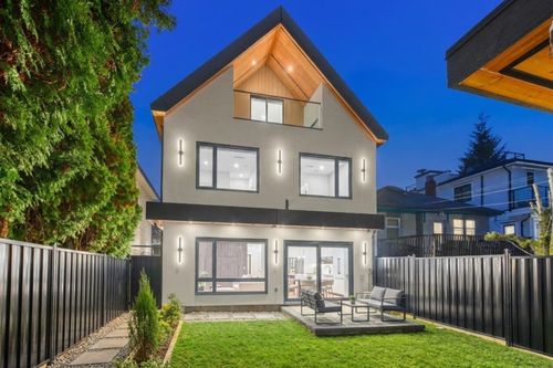 2-4549 W 11th Ave, Vancouver, BC, V6R2M5 | Card Image