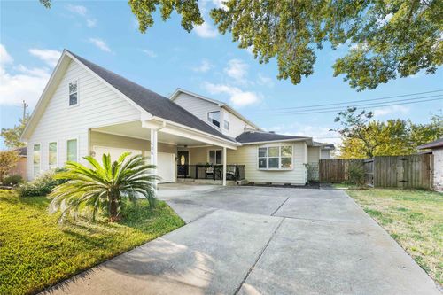 606 Packer Ct, Webster, TX, 77598-4916 | Card Image