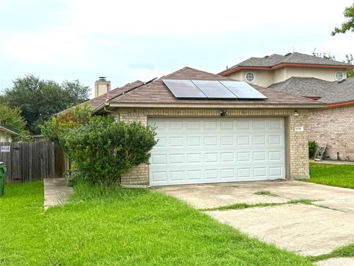1618 Parkfield Cir, Round Rock, TX, 78664-8010 | Card Image