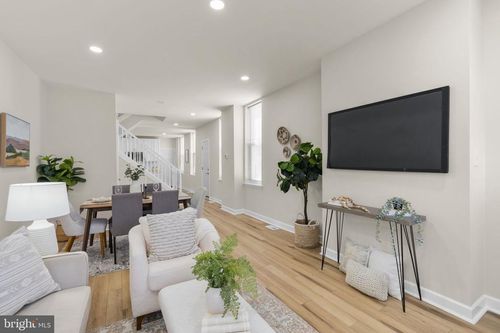 3111 Foster Ave, BALTIMORE, MD, 21224-3932 | Card Image