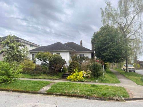 2396 W 18th Avenue, Vancouver, BC, V6L1A8 | Card Image