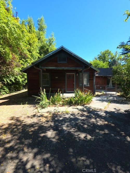 9633 Middle Creek Rd, Upper Lake, CA, 95485-9267 | Card Image