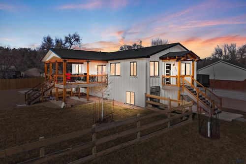 1420 Germond St, Hot Springs, SD, 57747-3015 | Card Image