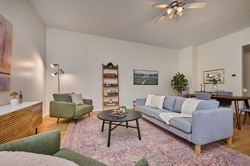 g2-26 Crescent St, Northampton, MA, 01060-2113 | Card Image