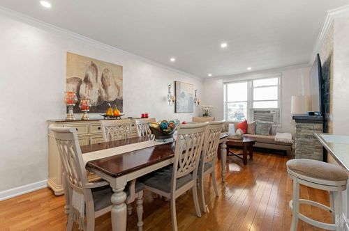 apt-5h-33 92nd St, Jackson Heights, NY, 11372-1802 | Card Image