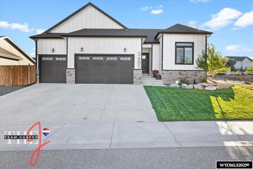 3685 Red Wolf Dr, Casper, WY, 82604-4357 | Card Image