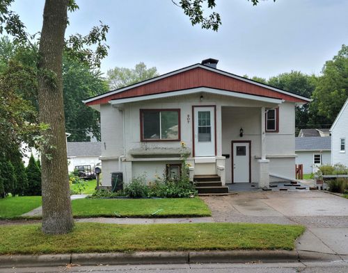 807 N 6th St, Montevideo, MN, 56265-1337 | Card Image