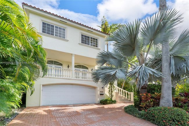 3545 E Fairview St, House other with 5 bedrooms, 6 bathrooms and null parking in Miami FL | Image 44