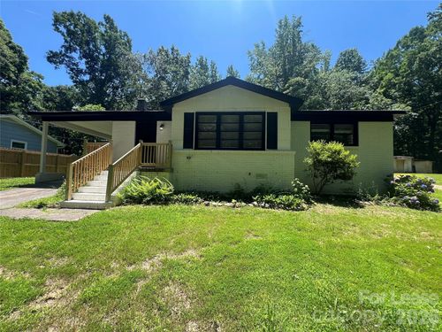 1214 Northwoods Dr, Kings Mountain, NC, 28086-4108 | Card Image