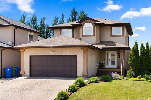 8026 Fairways Dr West, Regina, SK, S4Y0A5 | Card Image