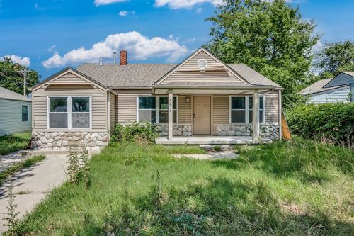 2056 N Volutsia Ave, Wichita, KS, 67214-2269 | Card Image