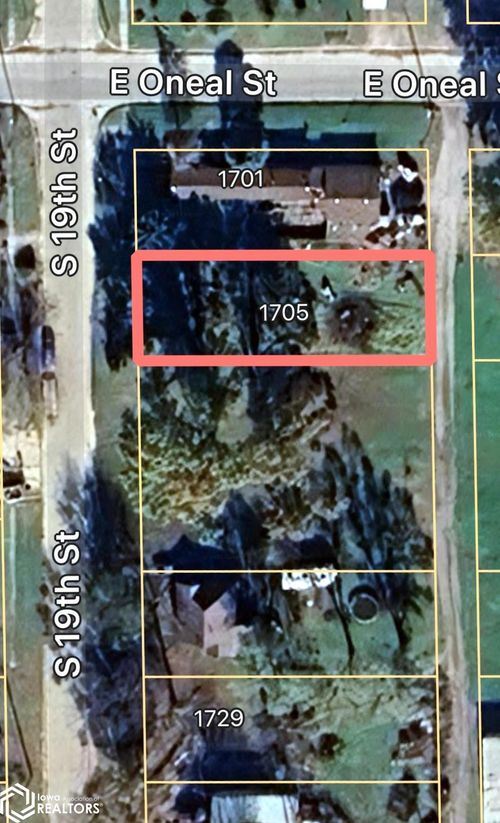 1705 S 19th St, Centerville, IA, 52544-3109 | Card Image