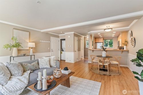 apt-a2-17921 80th Ave Ne, Kenmore, WA, 98028-1817 | Card Image