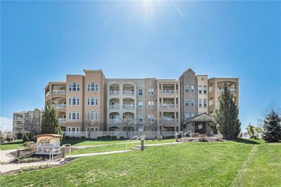 3810 N Mulberry #407 Drive, Condo with 2 bedrooms, 2 bathrooms and null parking in Kansas City MO | Image 1