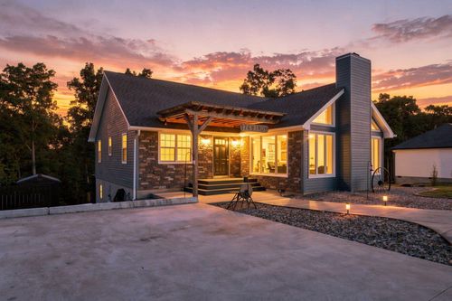 174 Windy Dr, Ringgold, GA, 30736-7692 | Card Image