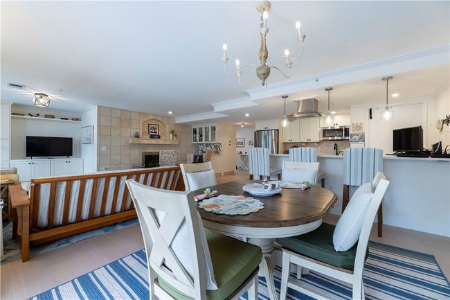 APT-1 - 53 Conanicus Ave, Condo with 2 bedrooms, 2 bathrooms and 2 parking in Jamestown RI | Image 12