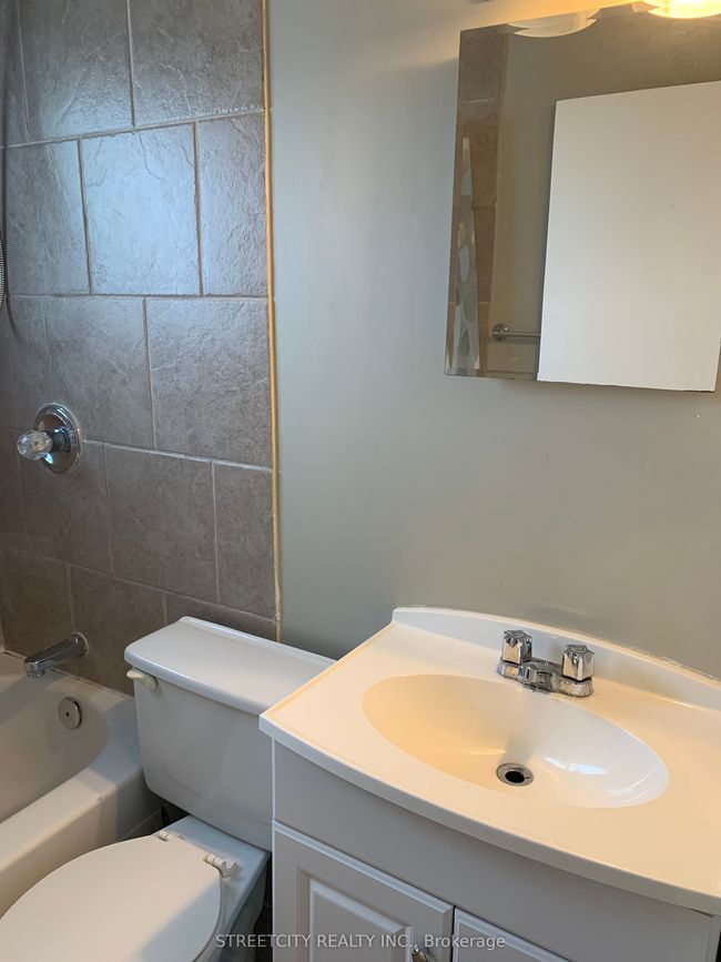A - 140 Symes St, House attached with 2 bedrooms, 2 bathrooms and 2 parking in Glencoe ON | Image 21