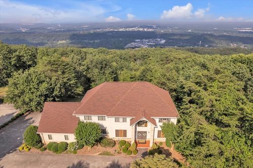 815 Battlefield Park Dr, DALTON, GA, 30720-3865 | Card Image