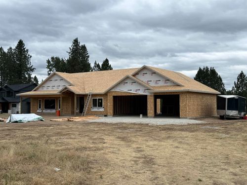 31910 N Zander Ln, Chattaroy, WA, 99003-9004 | Card Image