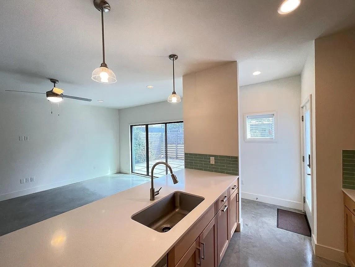 Residential Lease in Austin 3