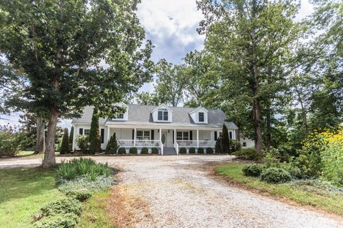 1562 Rocks Church Rd, Pamplin, VA, 23958-3777 | Card Image