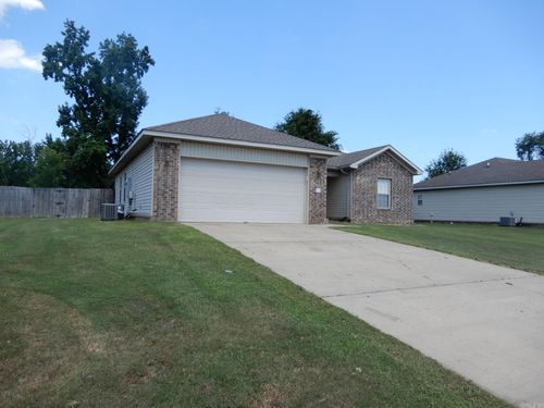 83 Willow Lk, Ward, AR, 72176-9517 | Card Image