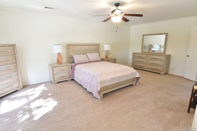 11323 Newkirk, House other with 4 bedrooms, 3 bathrooms and null parking in Helotes TX | Image 37