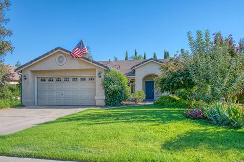 168 Mariposa St, Kingsburg, CA, 93631-2806 | Card Image