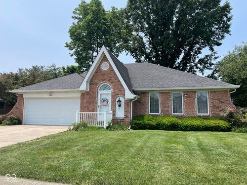 806 S Jefferson St, Brownsburg, IN, 46112-1673 | Card Image