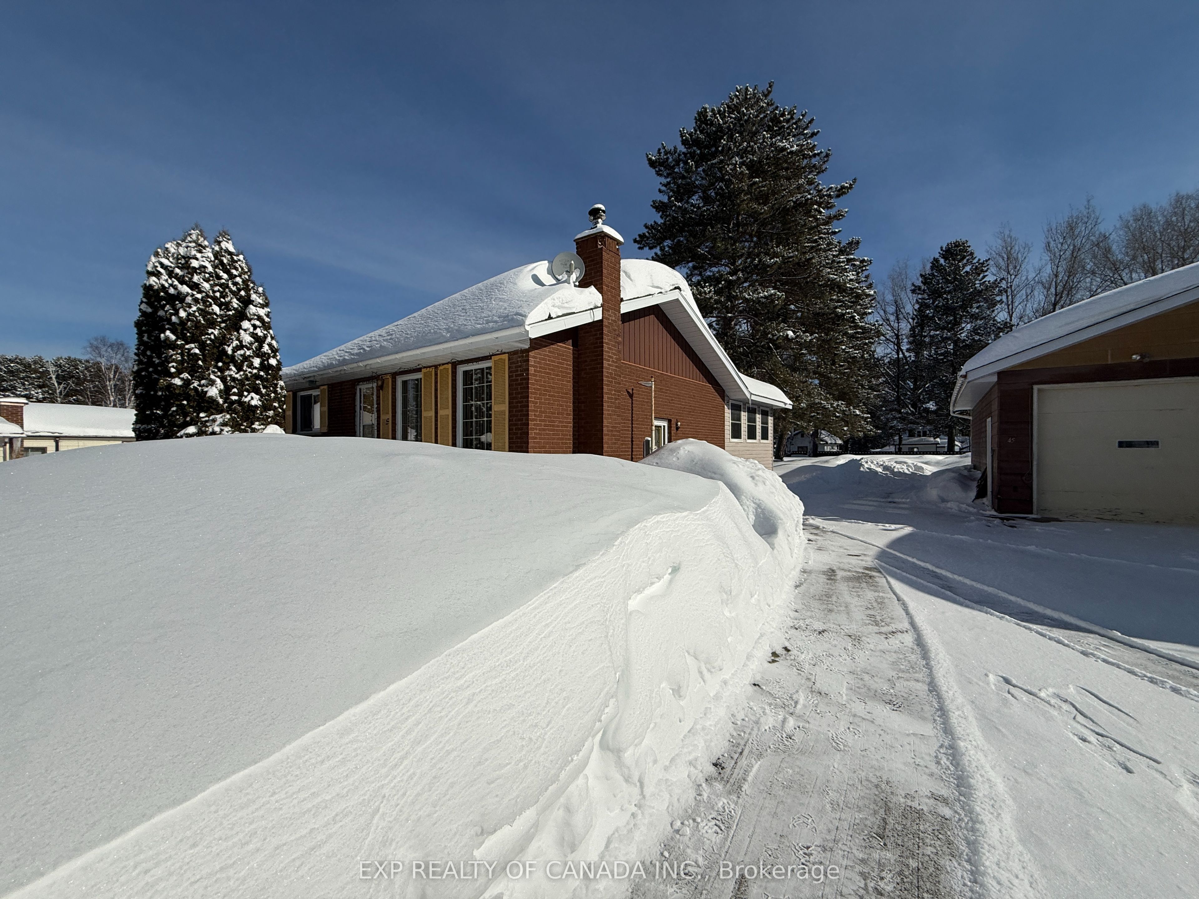 Residential in Sudbury Remote Area 3