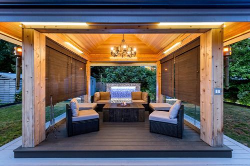 2420 Edgemont Blvd, North Vancouver, BC, V7P2L1 | Card Image