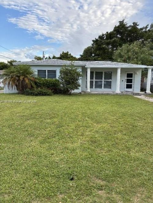 1780 Ne 170th St, North Miami Beach, FL, 33162-3052 | Card Image