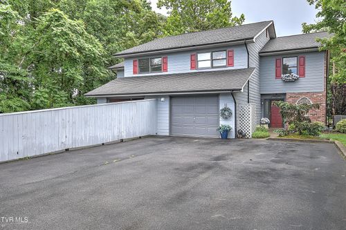 11-11 Windridge Ct, Johnson City, TN, 37601-2900 | Card Image