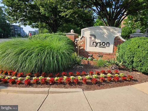 apt-102-12921 Centre Park Cir, HERNDON, VA, 20171-5819 | Card Image