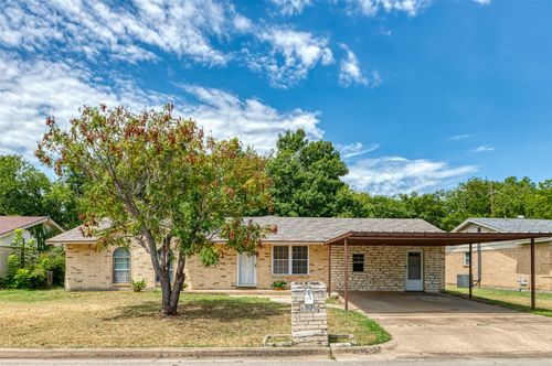 6020 Barry Dr, Watauga, TX, 76148-3511 | Card Image