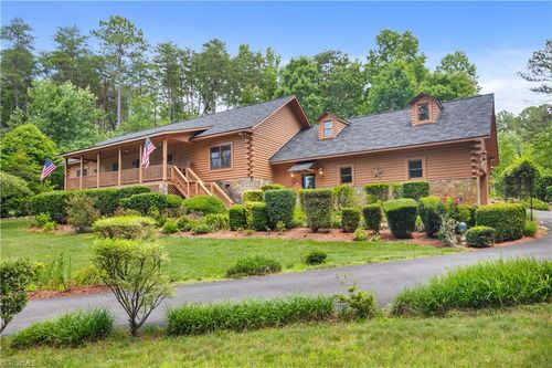 214 Harbor Ridge Dr, Connelly Springs, NC, 28612-8081 | Card Image