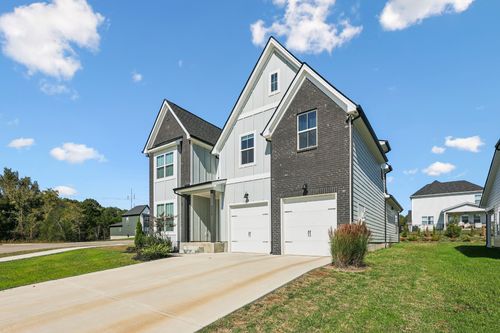5200 Greentree Dr, Smyrna, TN, 37167-3648 | Card Image
