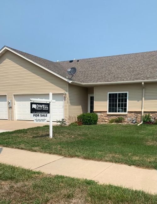 5157 Weatherstone Dr Nw, Rochester, MN, 55901-5579 | Card Image