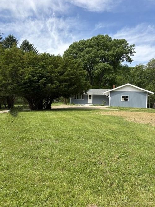 4639 17 Mile Rd, Tekonsha, MI, 49092-9414 | Card Image